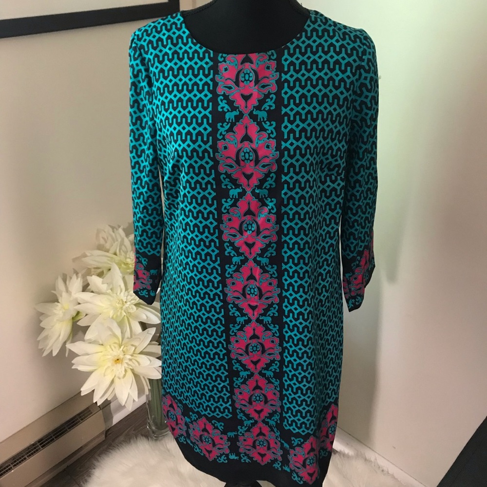 Crown & Ivy Dress Beautiful Colors/Pattern size 4